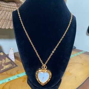 Vintage Avon Heart Pendant Necklace